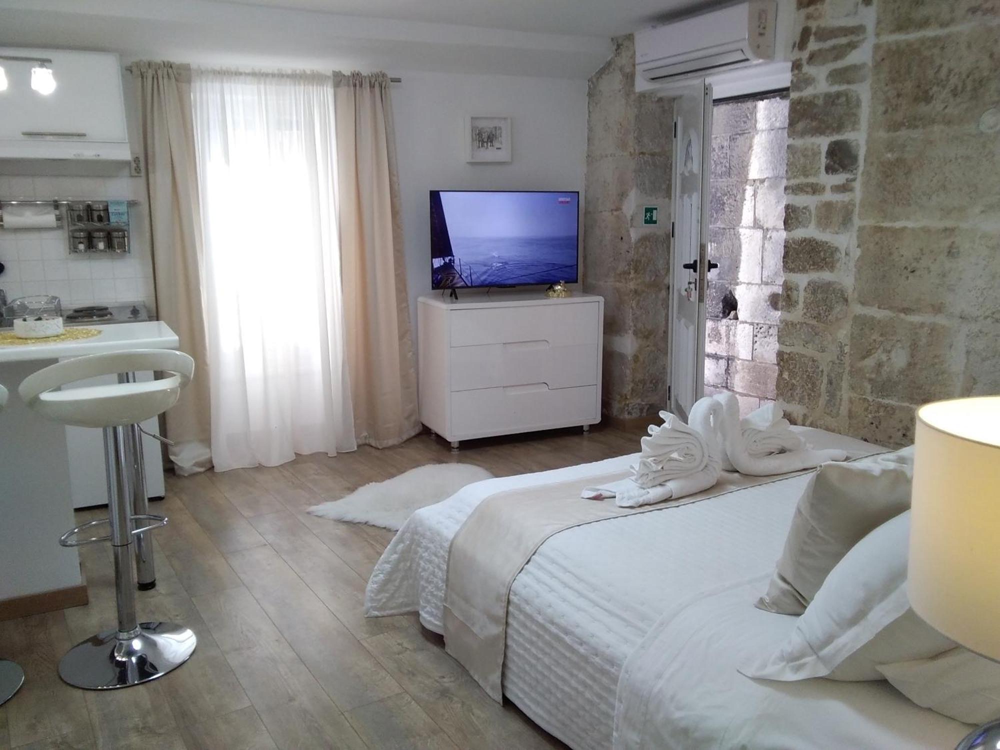 Private Apartments In Diocletians Palace Split Exterior photo