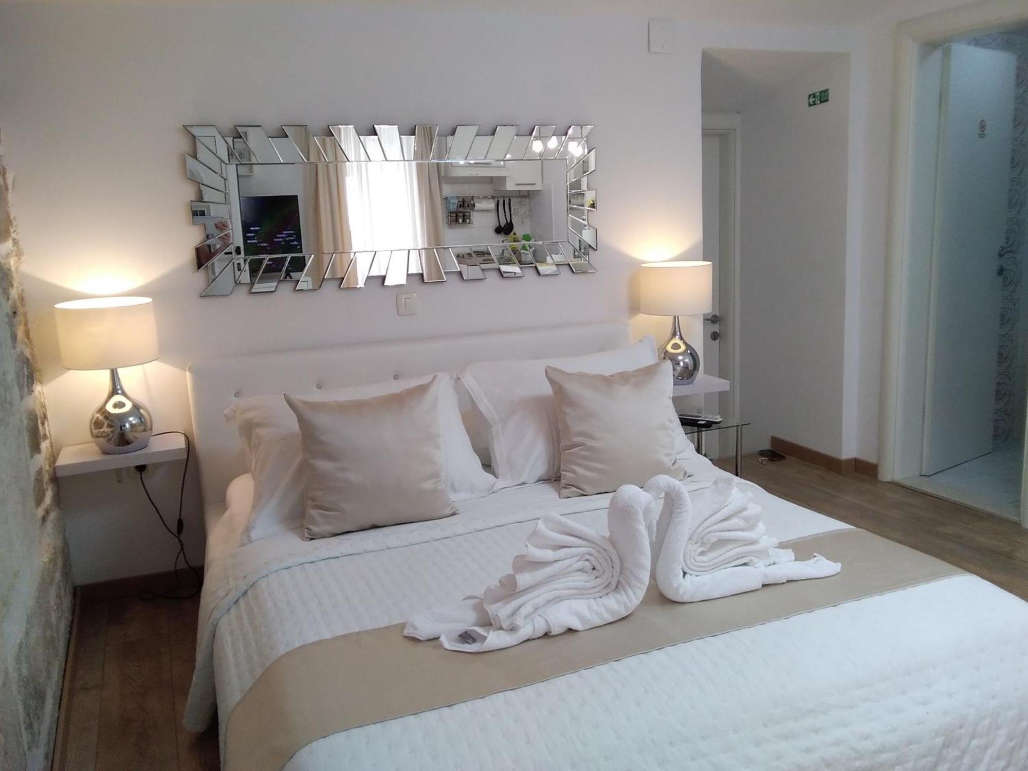 Private Apartments In Diocletians Palace Split Exterior photo