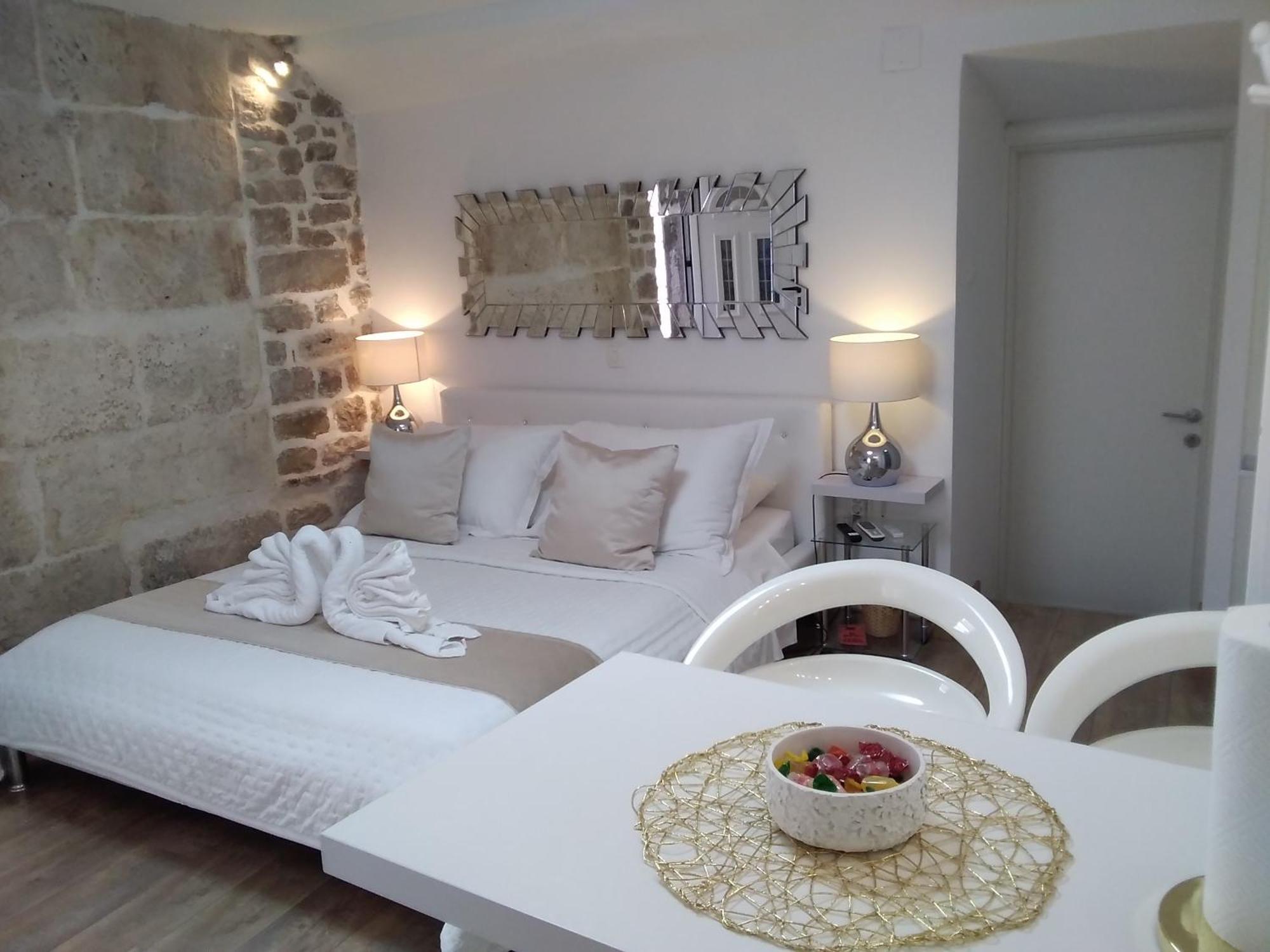 Private Apartments In Diocletians Palace Split Exterior photo